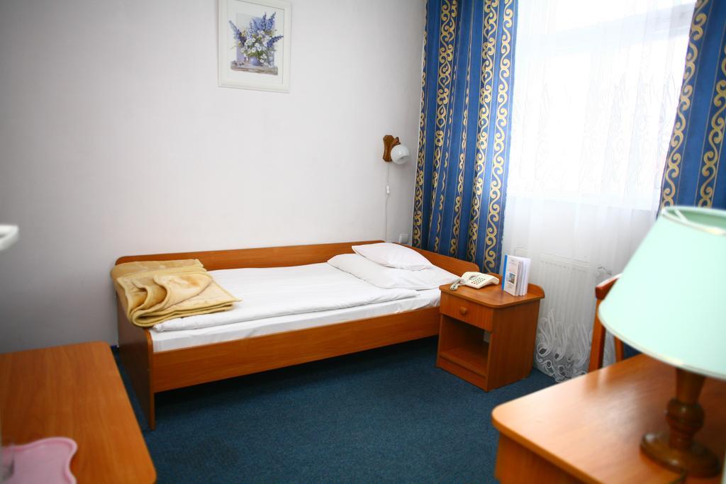 Hotel Europa Jelenia Góra Habitación foto